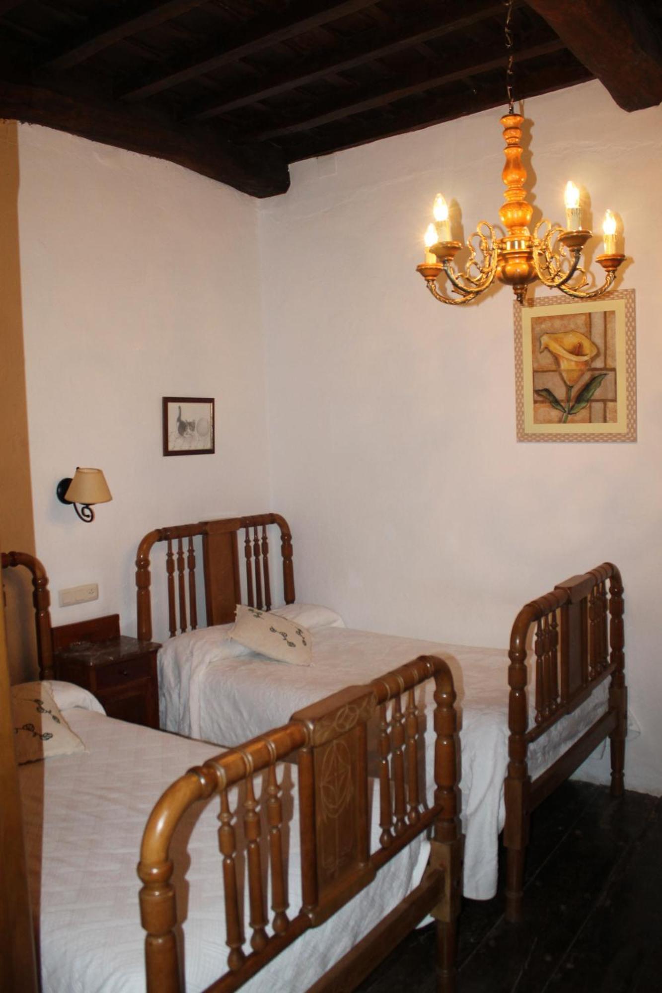 Casona De Trevino Guest House Cosgaya Exterior foto